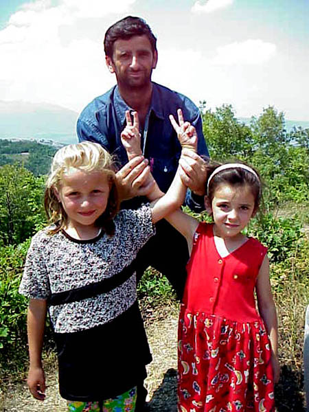 victory4.jpg (85663 bytes)