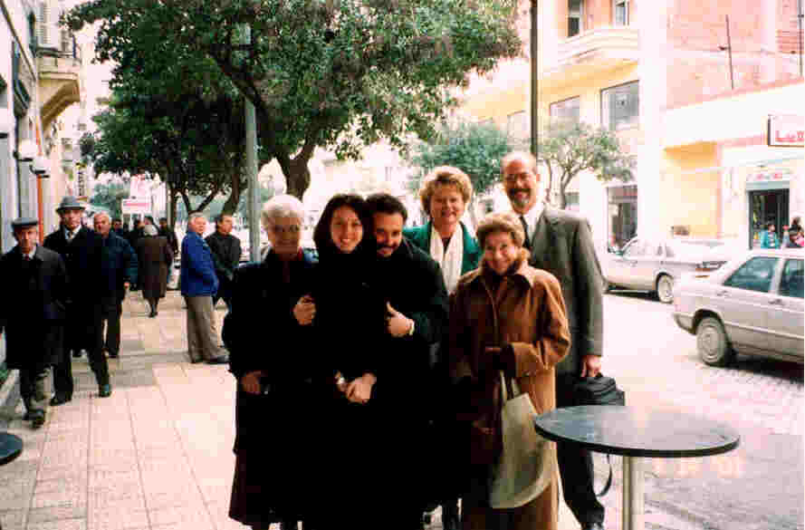 Streets of Durres.jpg (92747 bytes)