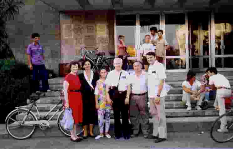 1992_1.jpg (14094 bytes)