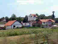 Celine farm2.jpg (9715 bytes)