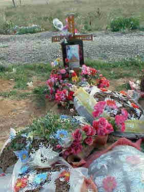 Grave of a soldier2.jpg (37885 bytes)