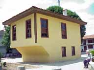 Prizren Famous House12.jpg (9537 bytes)