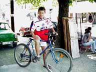 bike2.jpg (14793 bytes)