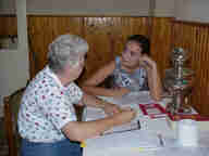 Yvonne Teaching.jpg (21329 bytes)