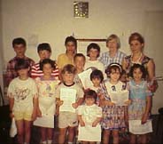 children singing.JPG (13430 bytes)